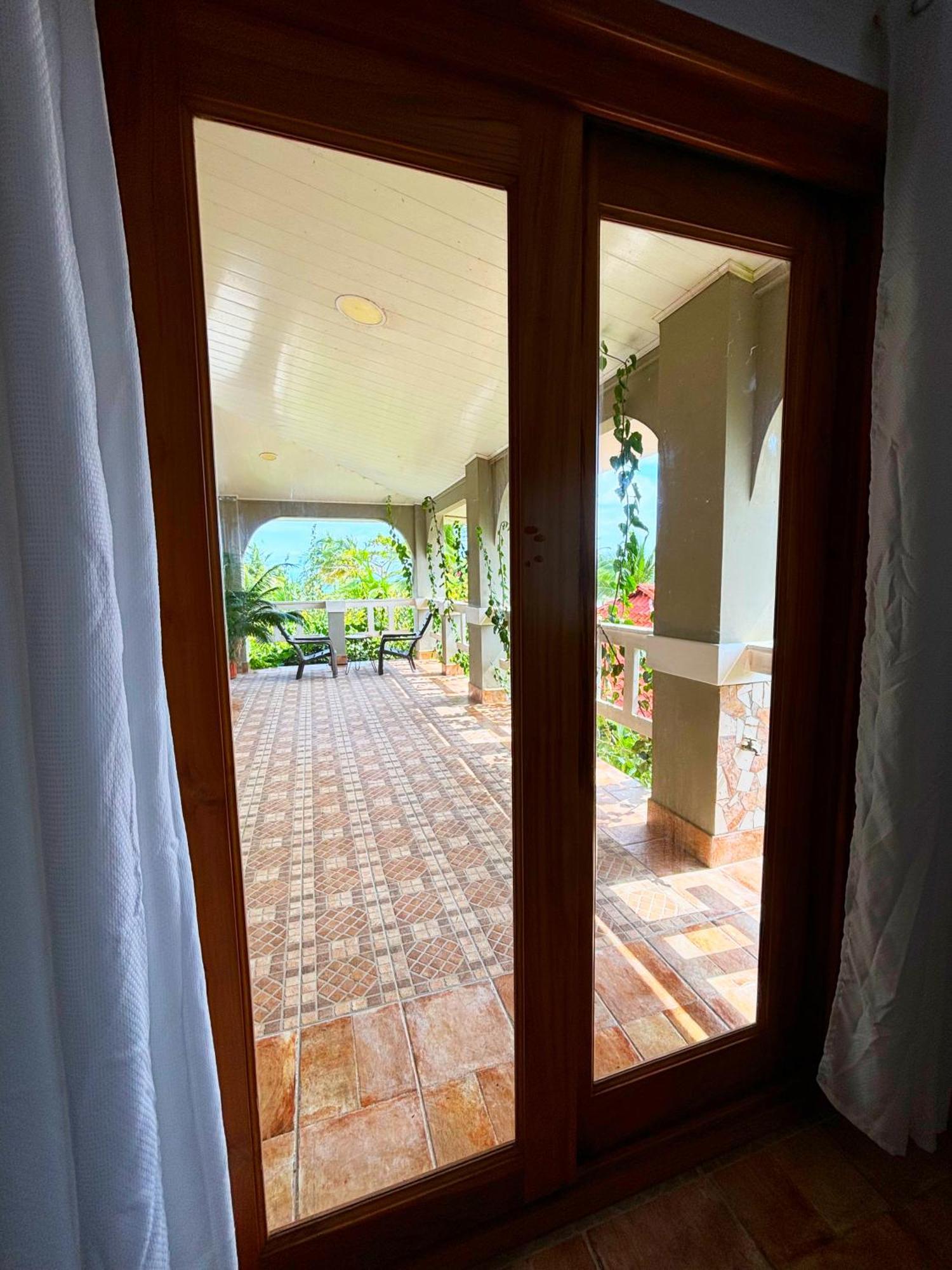 Royal Palm Retreat Apartment Cabrera Ngoại thất bức ảnh